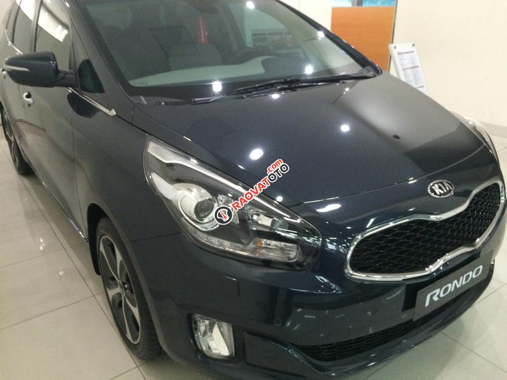 Chỉ 8 triệu/tháng có ngay xe Kia Rondo-1