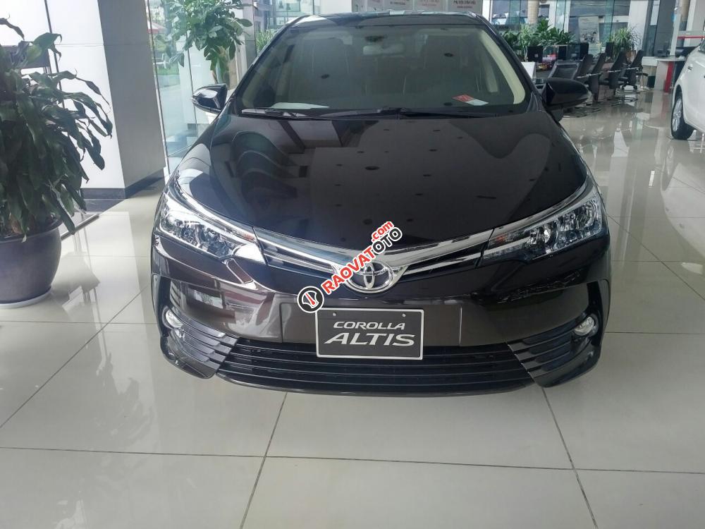 Toyota Altis 1.8E CVT, màu nâu - Xe giao ngay, hỗ trợ lấy xe trả góp - Đại Lý Toyota Mỹ Đình/ hotline: 0973.306.136-1