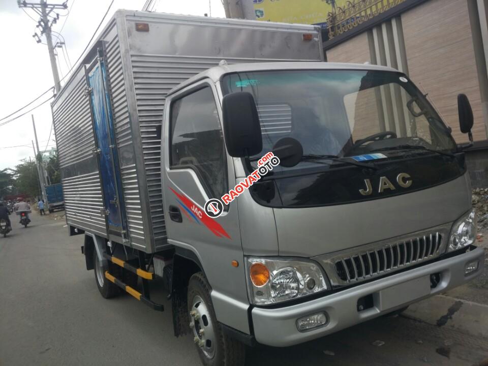 Bán xe tải Jac 2.4 tấn động cơ Isuzu, nhập khẩu 3 cục giá tốt, liên hệ ngay để được ưu đãi-2