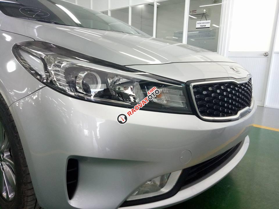 Kia Cerato 1.6MT chỉ cần đưa trước 181 triệu là có xe ngay, Lh 0938603059 để nhận ngay giá tốt nhất-5