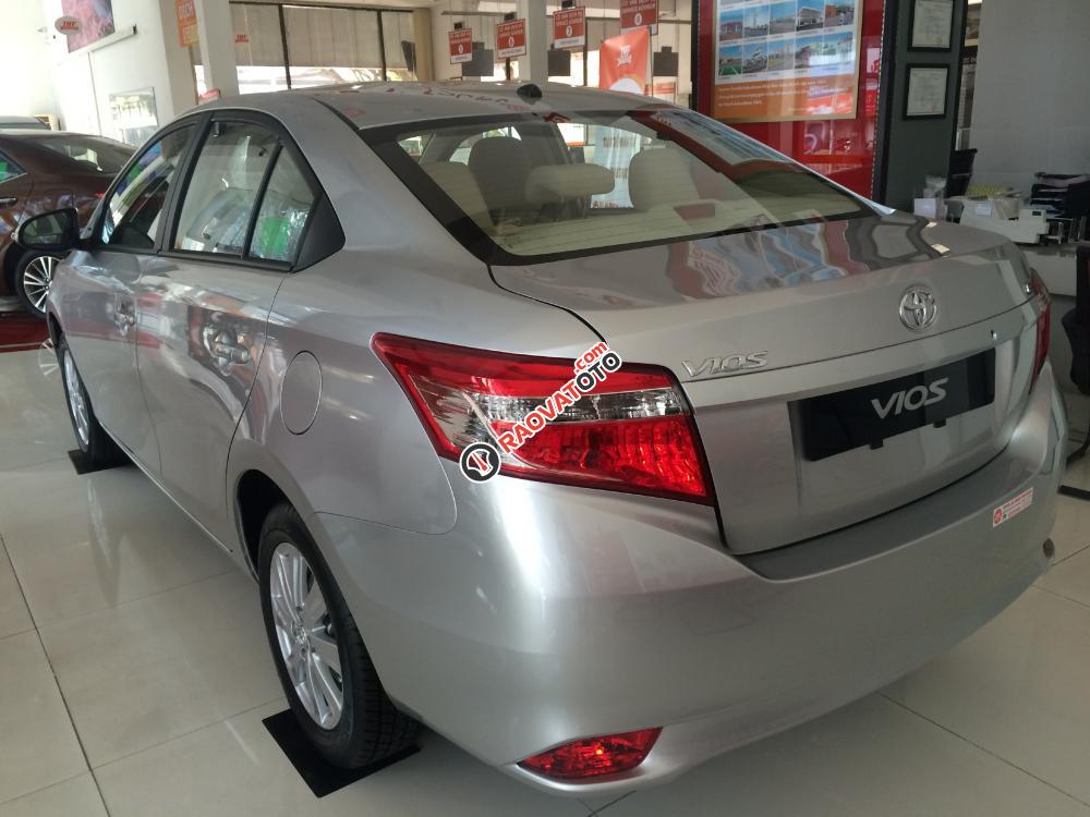 Bán xe Toyota Vios 1.5E MT đời 2018, màu bạc, 483tr, khuyến mãi đến 40 triệu-2