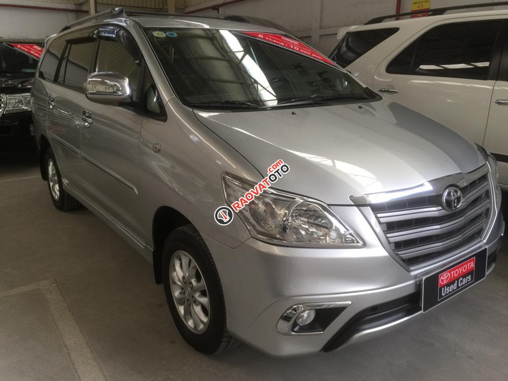 Cần bán Toyota Innova G đời 2014, màu bạc, đi 35.000km-1