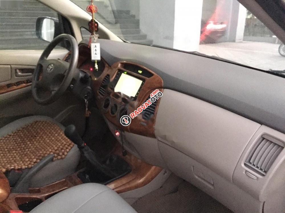 Bán xe Toyota Innova 2.0MT sản xuất 2008, màu vàng chính chủ-3