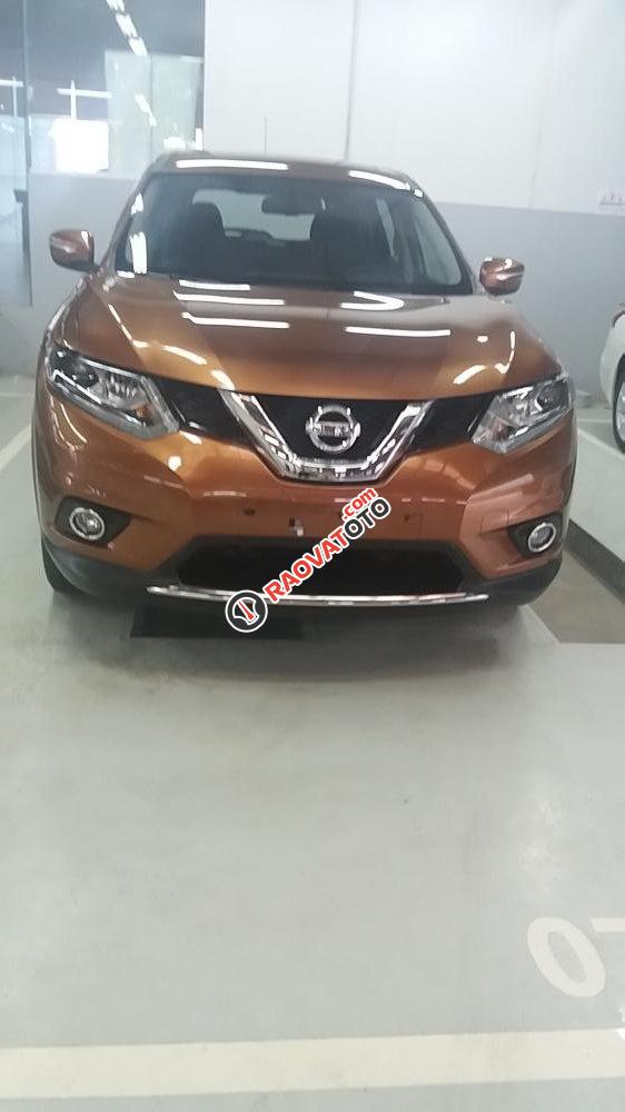 Bán Nissan X trail Premium năm 2017, đủ màu, giá tốt nhất giao, xe sớm nhất-2