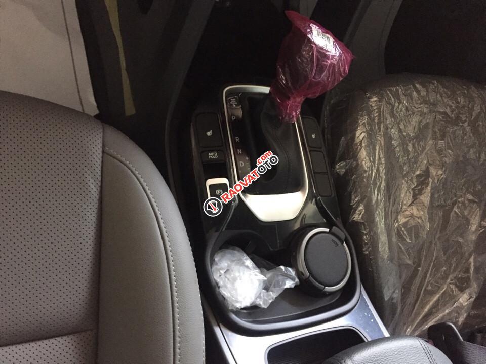 Bán Hyundai Santa Fe 2.2 màu trắng, có xe giao ngay, hỗ trợ trả góp 0961917516-2