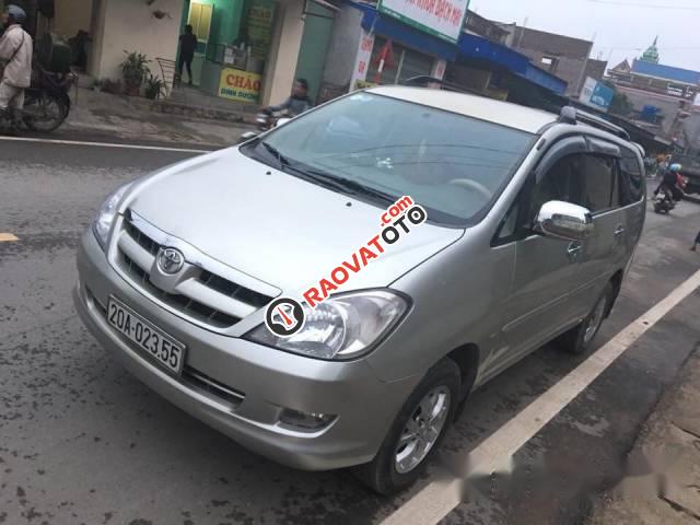 Bán xe Toyota Innova G đời 2008, màu bạc-5