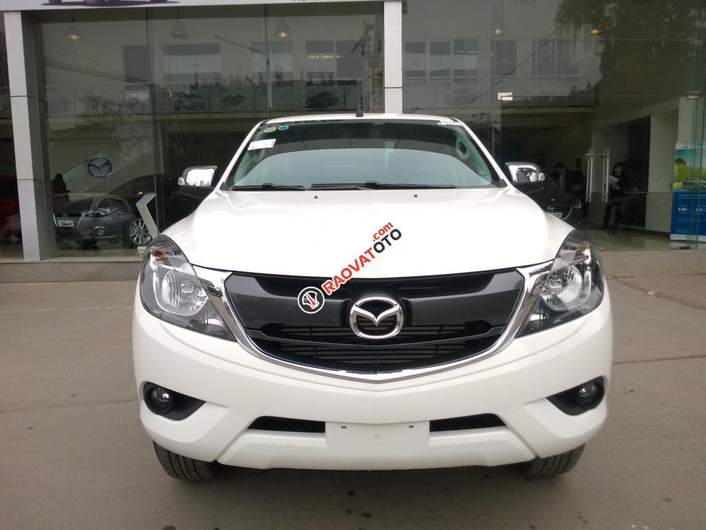 Bán xe Mazda BT 50 MT 4WD 2.2L mới 100% màu trắng, xe nhập, giá 600tr. L/h khuyến mại lớn nhất 0976834599-0