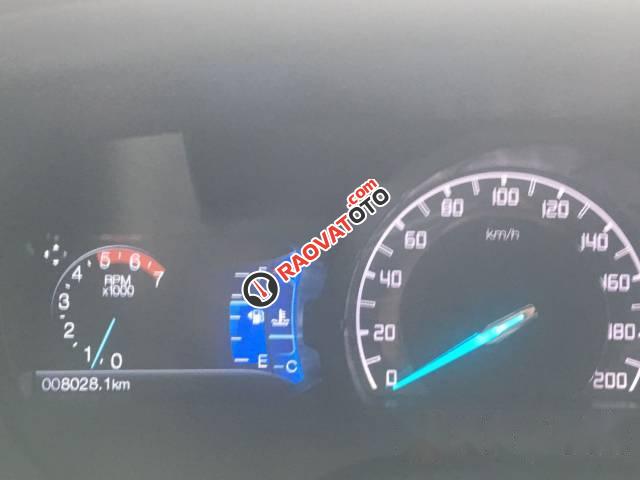 Cần bán gấp Ford Ranger đời 2017, màu trắng-4