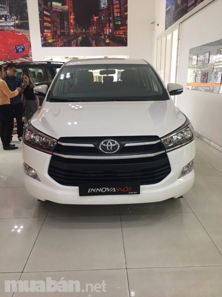 Bán xe Toyota Innova đời 2017, màu trắng, nhập khẩu-0