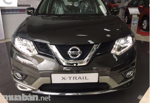 Bán Nissan X trail 2.0 SL PremiumL đời 2017, màu đen, xe nhập-0