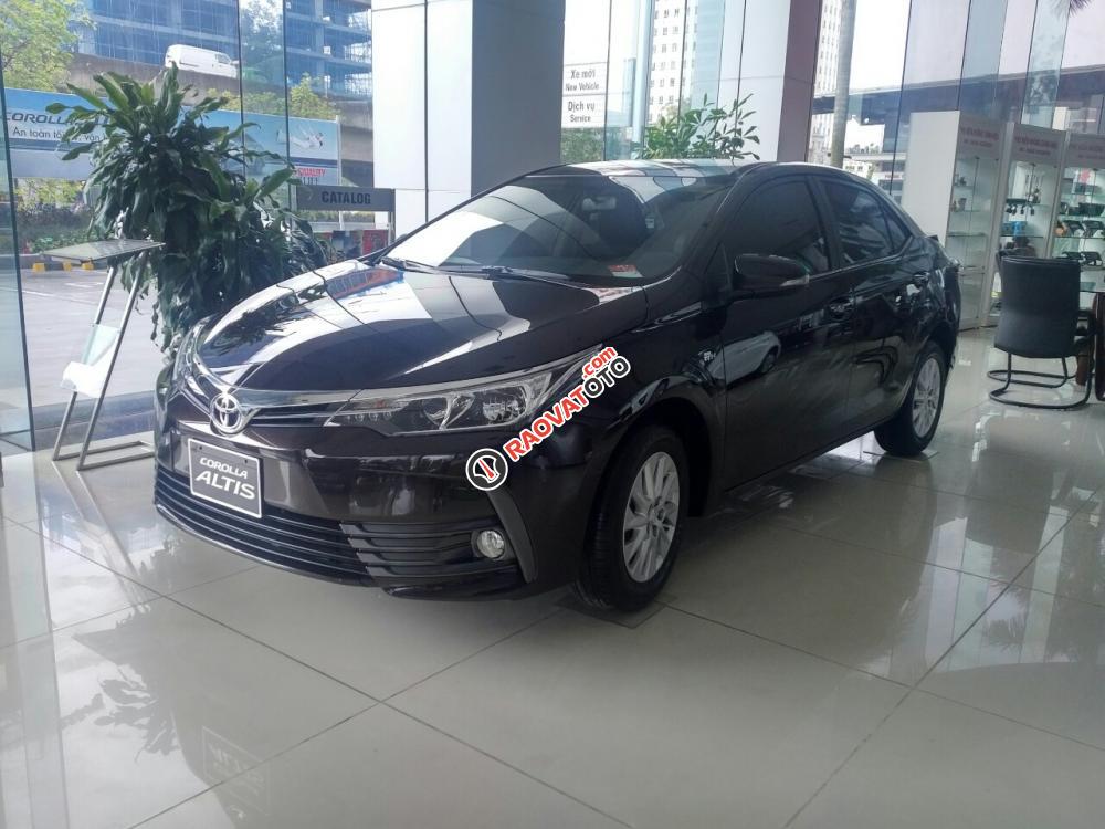 Toyota Altis 1.8E CVT, màu nâu - Xe giao ngay, hỗ trợ lấy xe trả góp - Đại Lý Toyota Mỹ Đình/ hotline: 0973.306.136-3