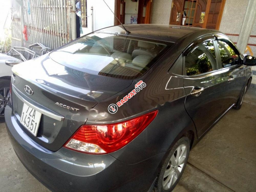 Bán Hyundai Accent đời 2012, màu xám, nhập khẩu nguyên chiếc-0