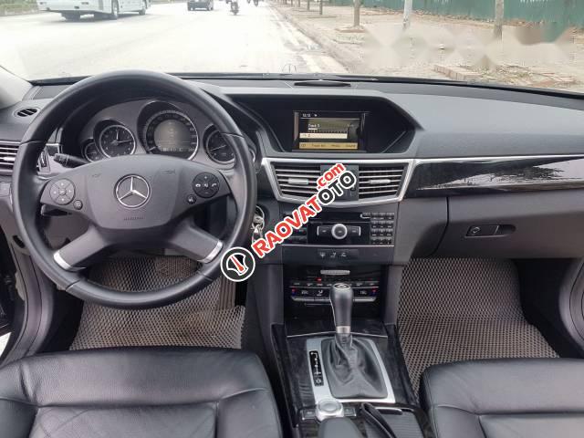 Bán xe Mercedes E250 đời 2010, màu đen, nhập khẩu nguyên chiếc  -3