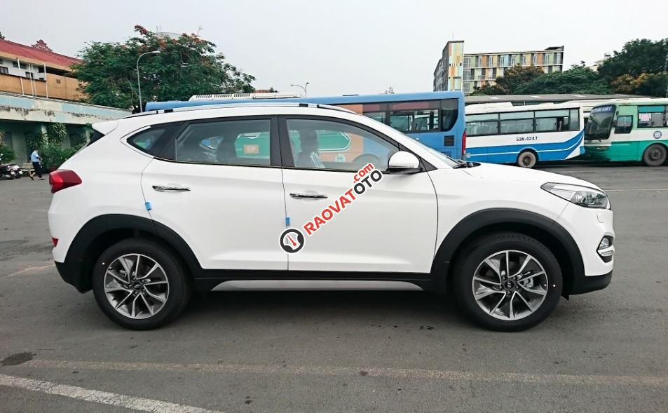 Hyundai Tucson 2017 2.0 AT CKD Euro4 Turbo bản đặc biệt, KM lớn giao liền-7