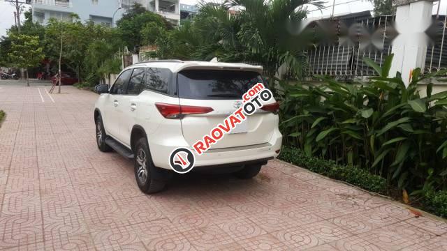 Bán Toyota Fortuner MT đời 2017, màu trắng-2