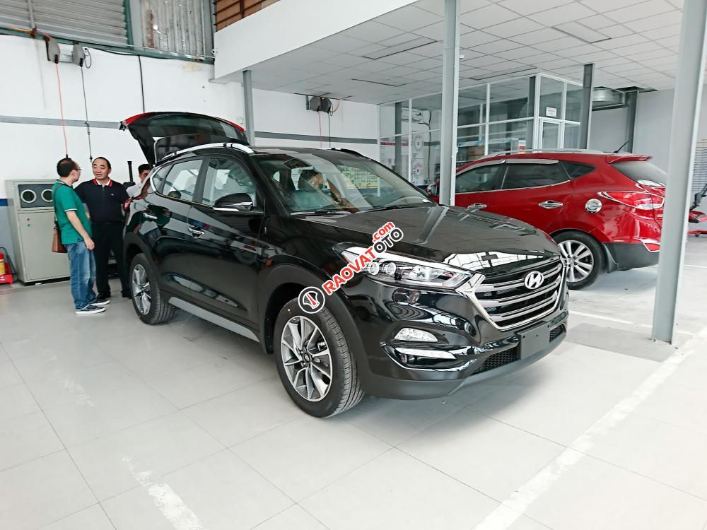 Bán Hyundai Tucson 2.0 AT Full xăng đời 2017, màu đen giá chỉ 250.000.000đ-7