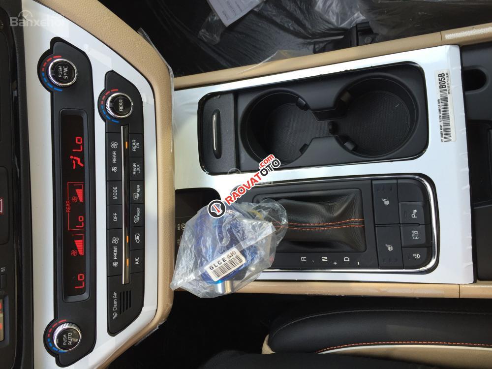 Kia Sedona 2017 mới 100%, sở hữu ngay chỉ với 230 triệu, lãi suất ưu đãi - Khuyến mãi cực hấp dẫn - LH 0932 009 722-0