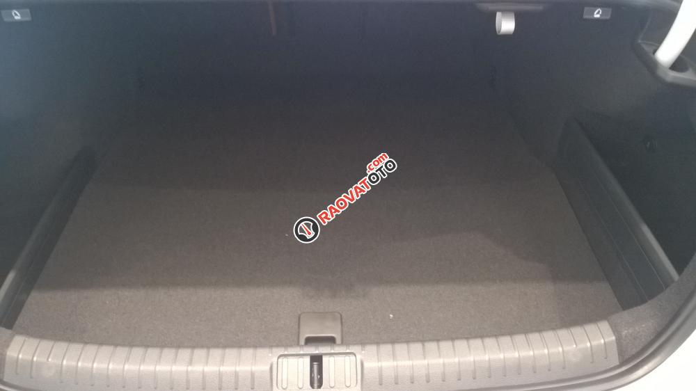 Volkswagen Passat 1.8L TSI E năm 2016, màu trắng ngọc trai. Hỗ trợ vay 80% giá trị xe, LH Hương 0902.608.293-14