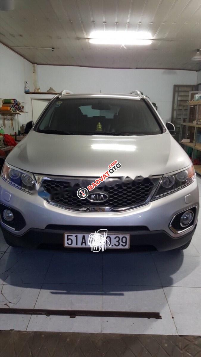 Cần bán lại xe Kia Sorento GAT 2.4L 2WD đời 2013, màu bạc, chính chủ, giá cạnh tranh-0