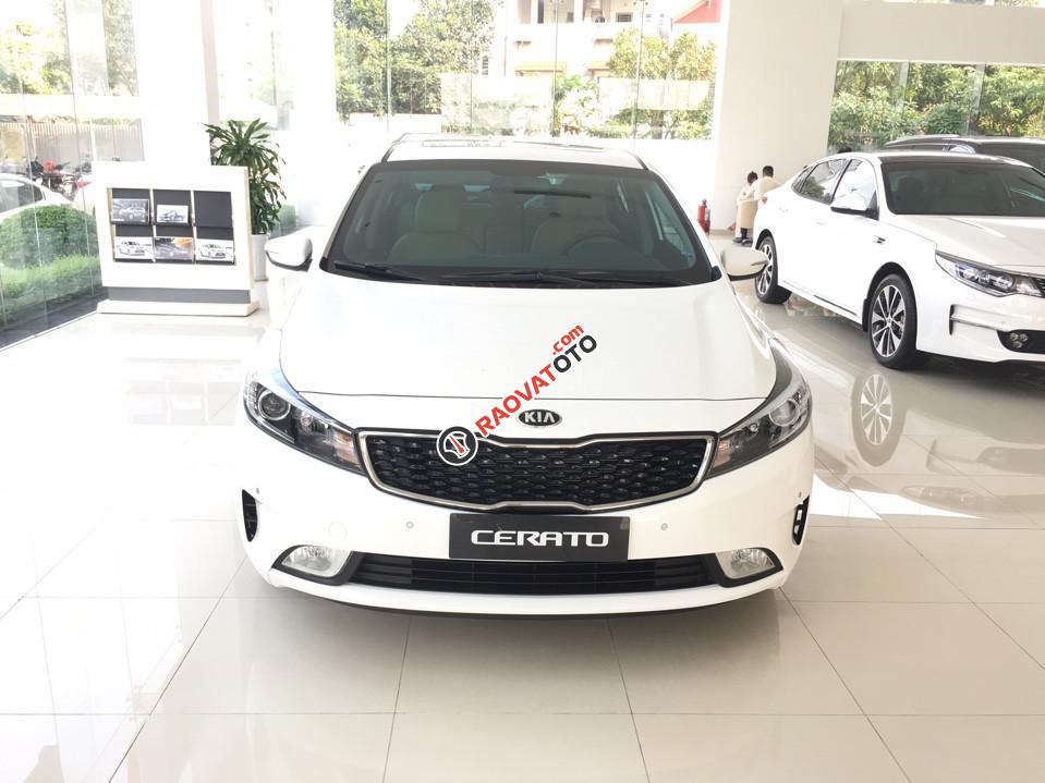 Bán Kia Cerato 1.6 AT đời 2018 (579tr), màu trắng khuyến mãi ưu đãi 0979 684 924-0