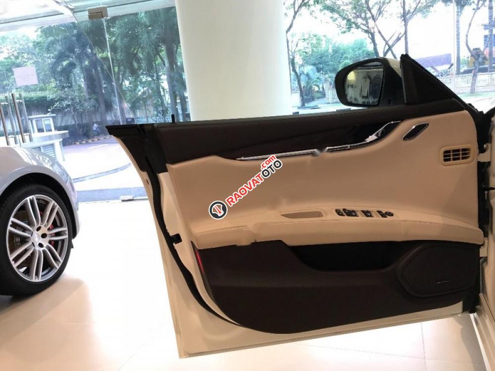 Cần bán xe Maserati Quatroporte 3.0 V6 đời 2017, màu trắng, xe nhập-5