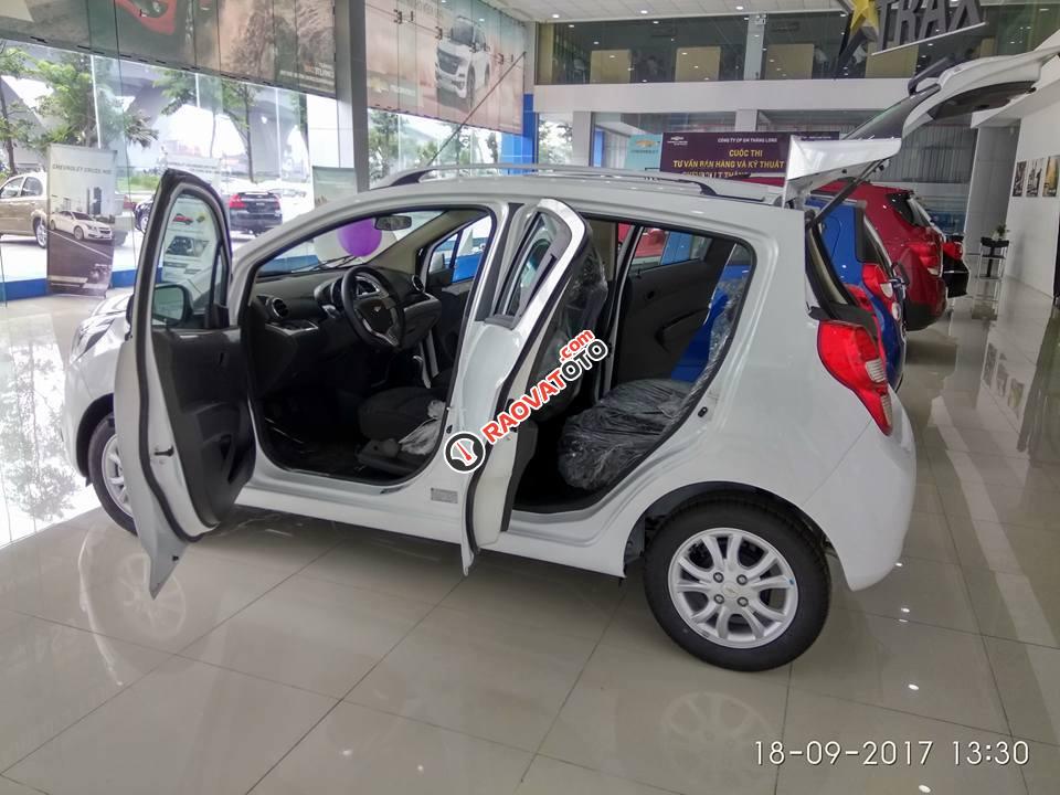 Bán Chevrolet Spark mới vay 90% - Cam kết giá tốt - LH 0912844768-3