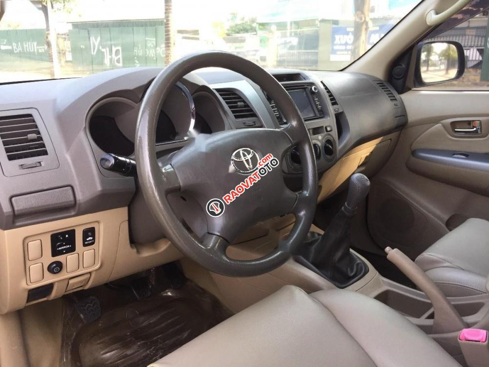 Bán Toyota Fortuner 2.7MT đời 2011, màu đen, 655tr-6