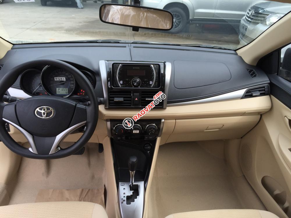 Cần bán Toyota Vios, số tự động, sản xuất 2017, màu vàng cát-6