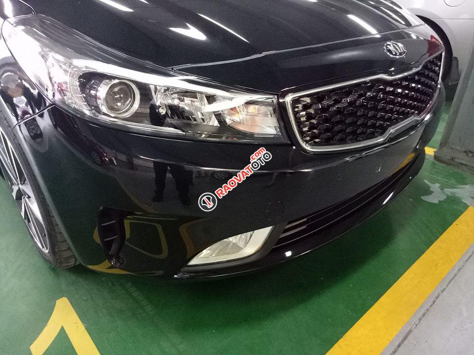 Kia Cerato 1.6AT, hỗ trợ giao xe ngay, chỉ cần đưa trước 197 triệu, LH 0938603059-3