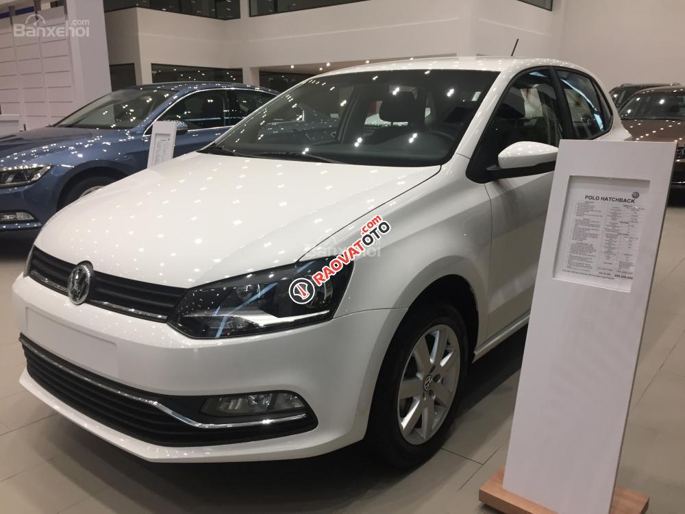 Bán Volkswagen Polo Hatchback 2017, màu trắng, xe nhập, Ms. Phượng: 097.8877.754 Giá tốt nhất-3