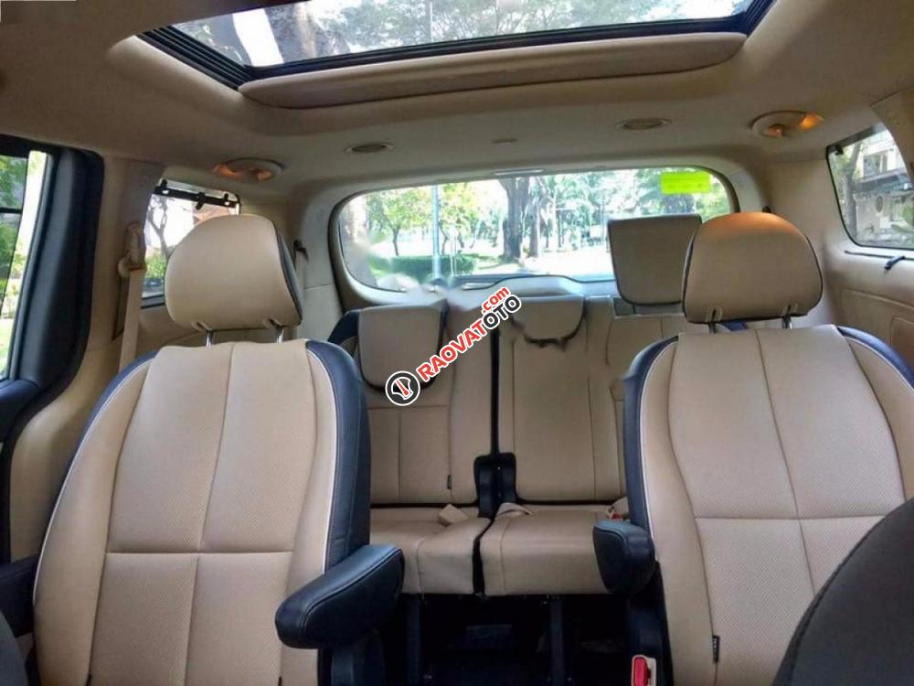 Bán Kia Sedona DATH đời 2017, màu xanh lam-3