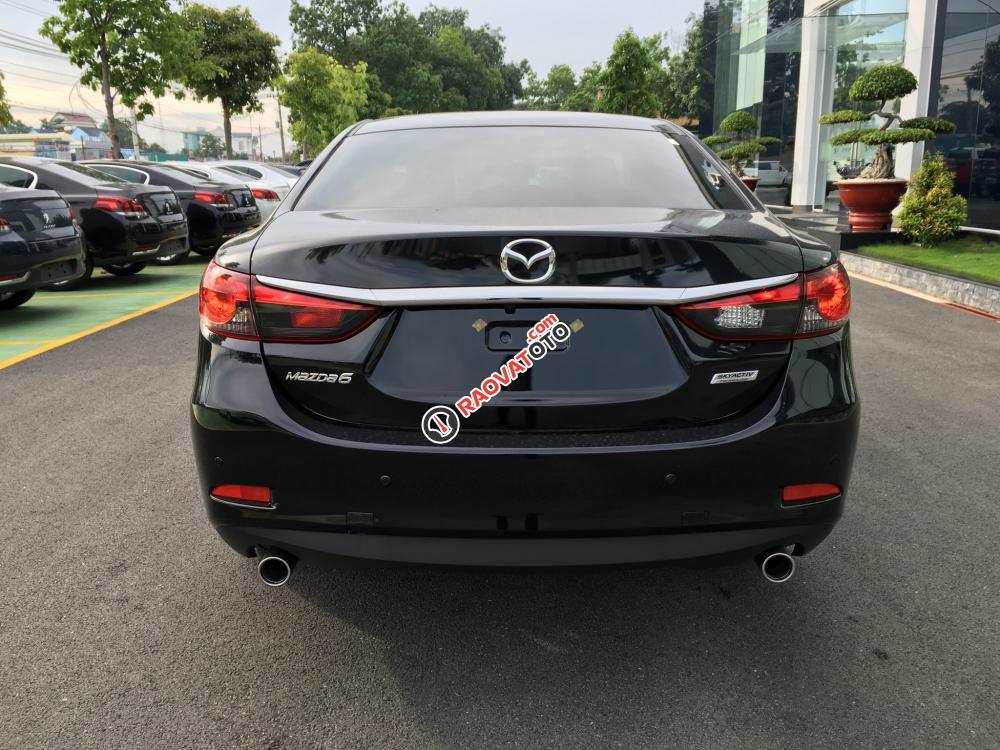 Cần bán Mazda 6 2.5 Premiun đời 2017, giá chỉ 999tr đồng với nhiều ưu đãi khuyến mại-6