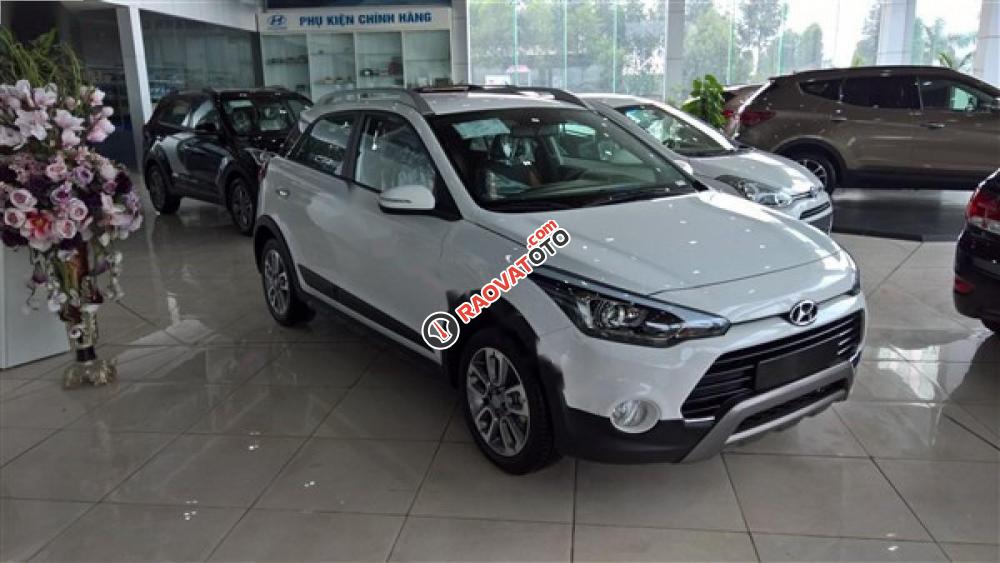 Bán Hyundai i20 Active 1.4 AT đời 2017, màu trắng, nhập khẩu Hàn Quốc, 585 triệu-1