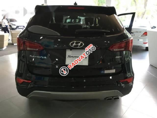 Bán Hyundai Santa Fe 2.2 đời 2017, màu đen-4