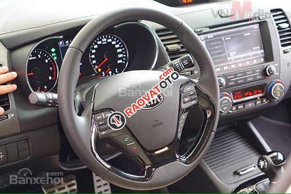 Bán Cerato 2.0 AT 2018, màu đỏ giá cạnh tranh 0979 684 924 hoặc 0938 902 980-7