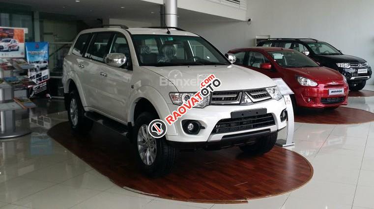 Bán Mitsubishi Pajero Sport tại Đà Nẵng, màu trắng, 750tr, hỗ trợ vay nhanh lên đến 80 %, LH: 0905596067-1