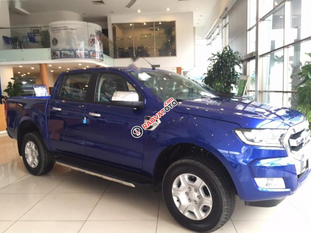 Cần bán Ford Ranger XLT 2.2L 4x4 MT đời 2017, màu xanh lam, nhập khẩu, giá 739tr-1