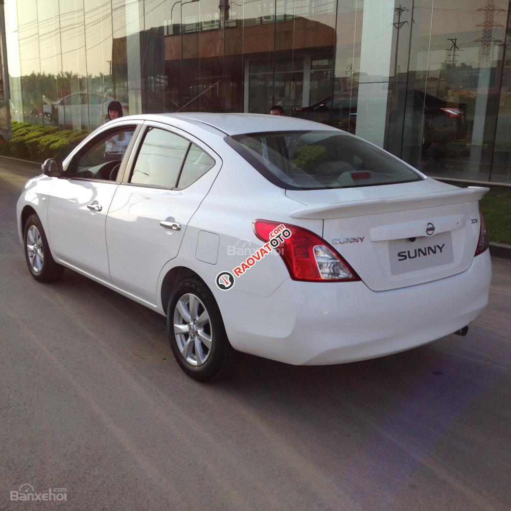 Bán Nissan Sunny XV 2018, màu trắng, KM tốt, hỗ trợ trả góp, giao ngay, 428tr - LH 0935.588.699-4