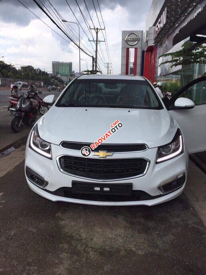 Chevrolet Cruze phiên bản 2018 mới ra mắt, hỗ trợ 100% ngân hàng lãi suất 0% trong 6 tháng, Alo ngay nhận giá sốc-3