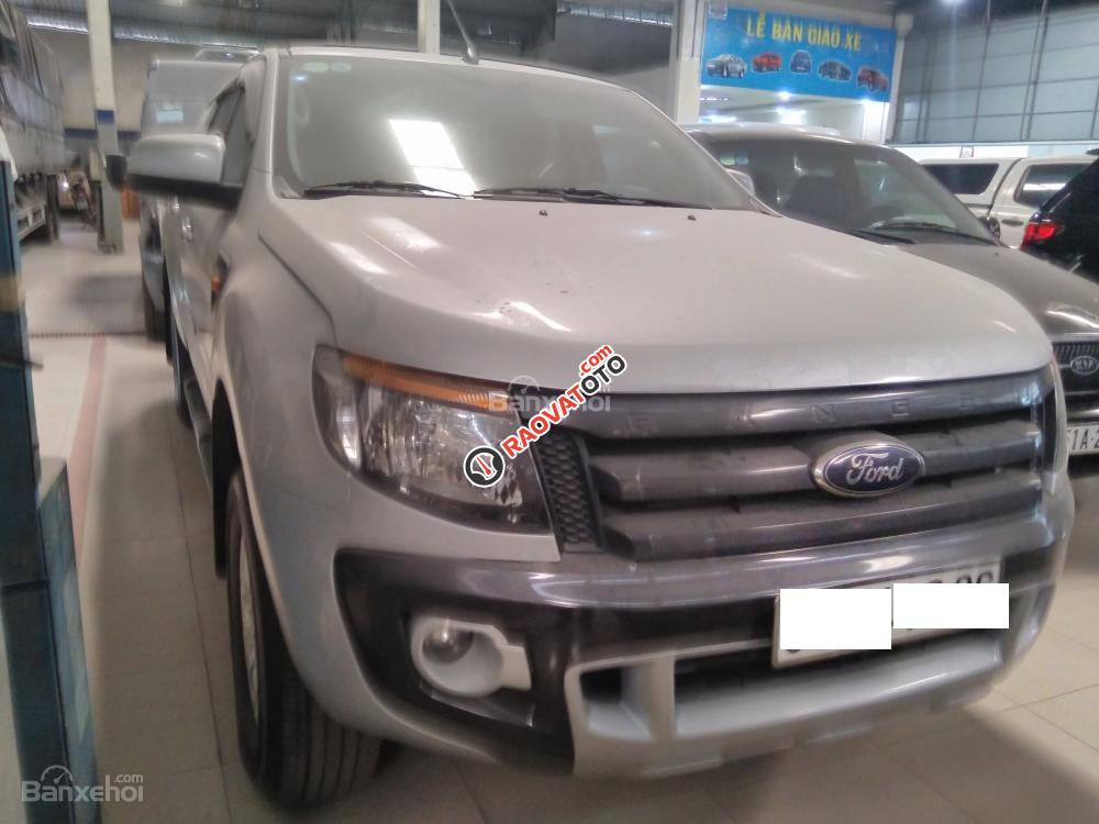 Cần bán Ford Ranger MT đời 2014, màu bạc, nhập khẩu nguyên chiếc, giá 493tr-1