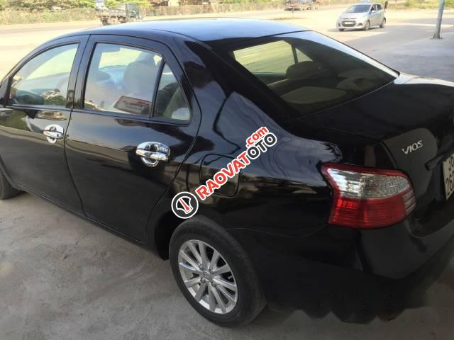 Bán Toyota Vios năm 2010, màu đen còn mới, giá tốt-4