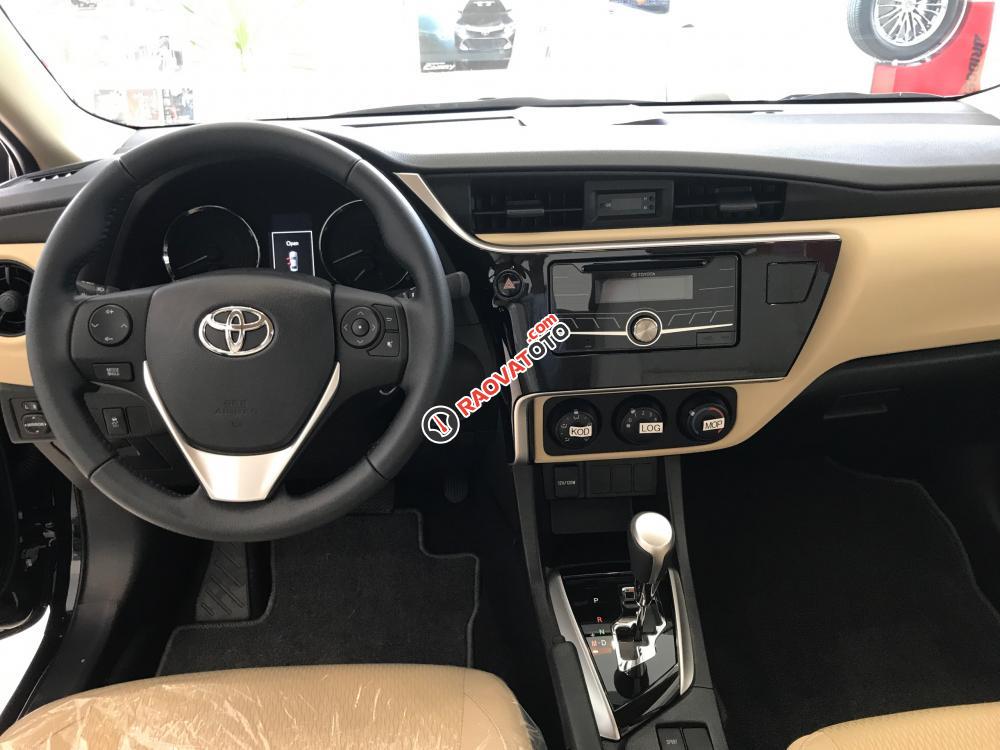 Bán Toyota Corolla Altis 1.8E (CVT) khuyến mãi tiền mặt cực tốt, tặng nhiều phụ kiện-4