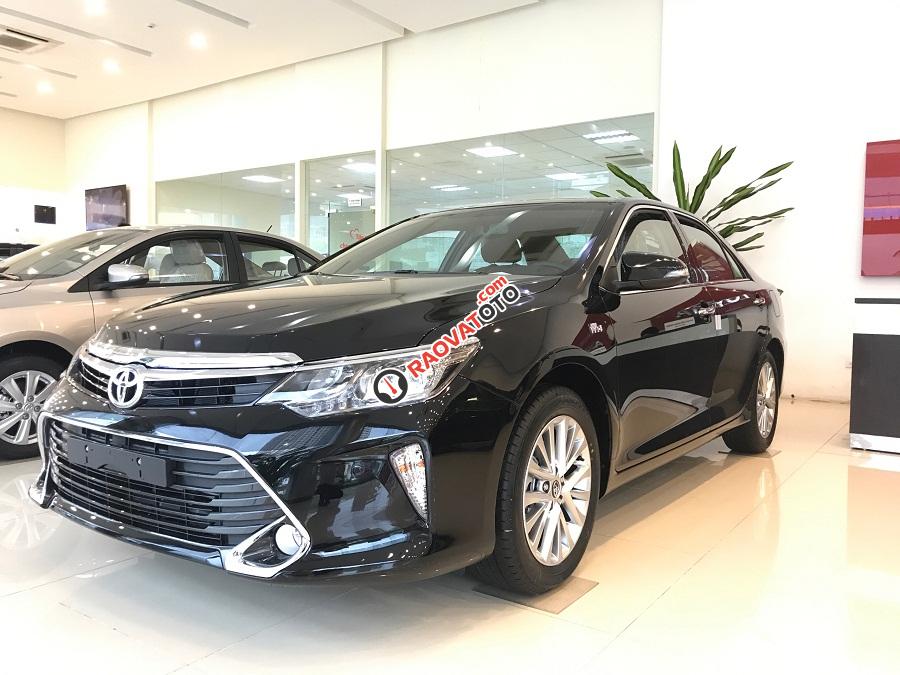 Bán xe Toyota Camry 2.5Q đời 2018, màu đen khuyến mãi cực lớn, giảm giá tiền mặt, hỗ trợ trả góp-1