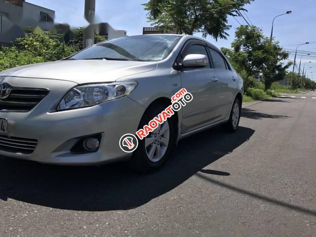 Bán gấp Toyota Corolla altis 2009, màu trắng, 520tr
-0