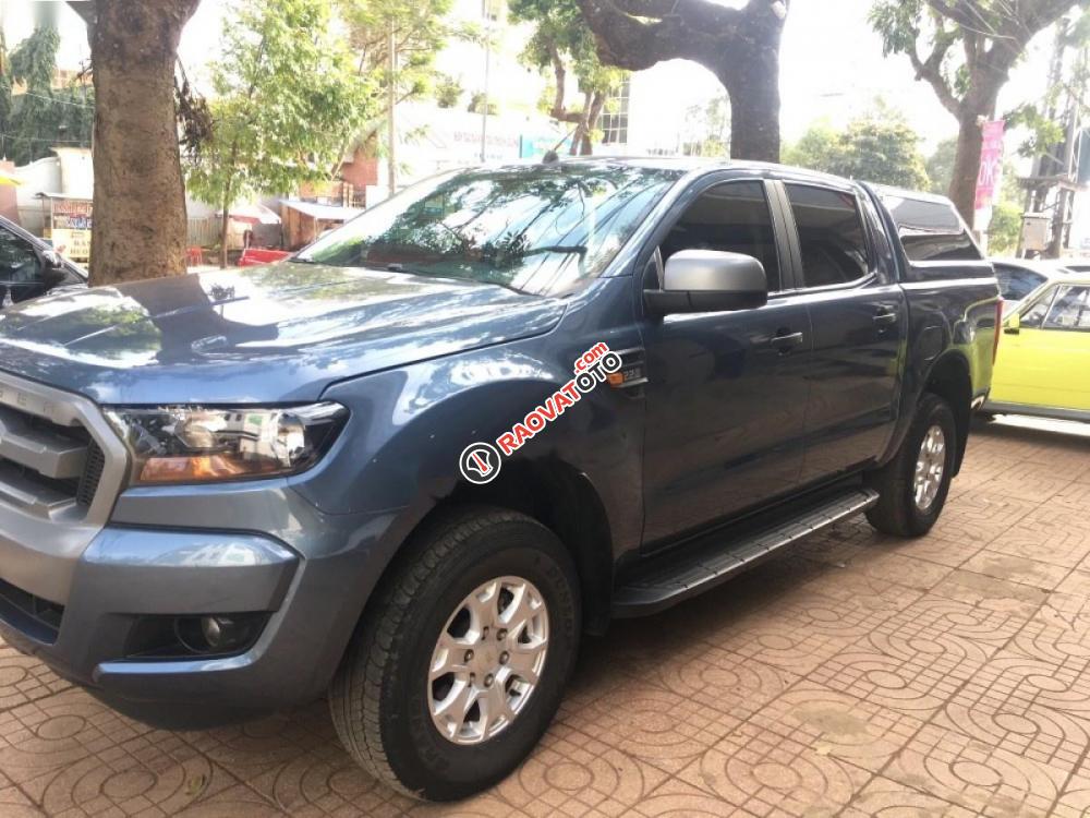 Cần bán gấp Ford Ranger XLS 2.2MT năm 2016, màu xanh lam, nhập khẩu nguyên chiếc, giá chỉ 550 triệu-1