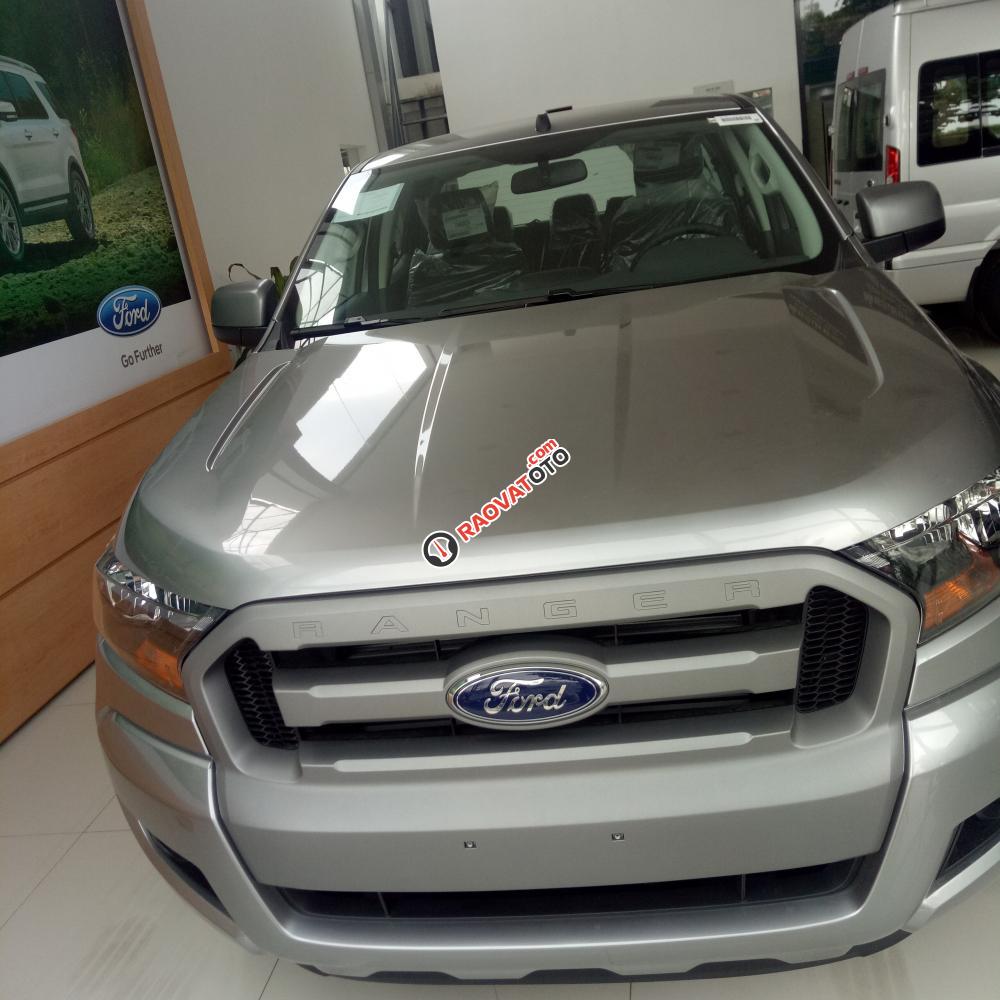 Cần bán xe Ford Ranger XLS năm 2017, màu xám (ghi), nhập khẩu-0