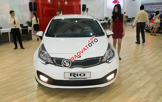 Bán xe Kia Rio 4DR 2016, màu trắng, nhập khẩu nguyên chiếc, hỗ trợ trả góp, LH 0989.240.241-0