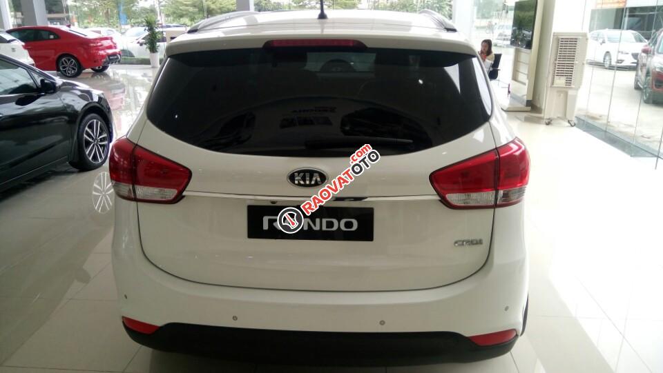 Bán xe Kia Rondo GAT đời 2018, màu trắng, hỗ trợ trả góp - LH: 0989.240.241-2