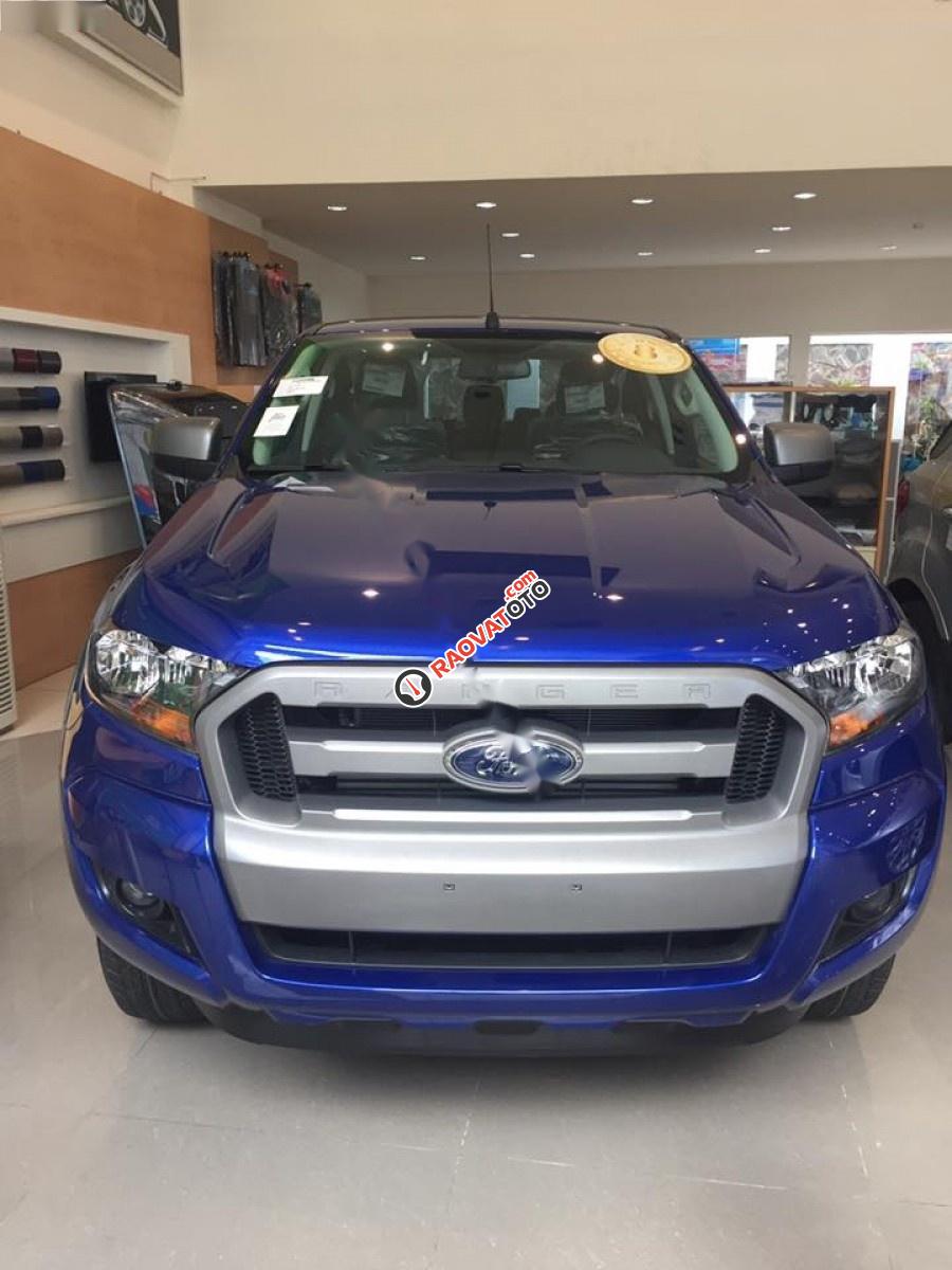 Bán Ford Ranger XLS AT đời 2017, màu xanh lam, xe nhập, giá cạnh tranh-3