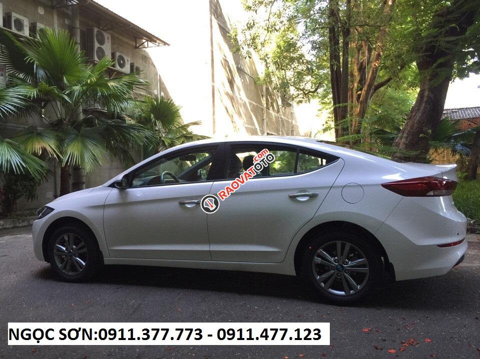 "Mừng xuân 2018" giảm sốc Hyundai Elantra Đà Nẵng, hỗ trợ vay 90%, LH Ngọc Sơn: 0911.377.773-13